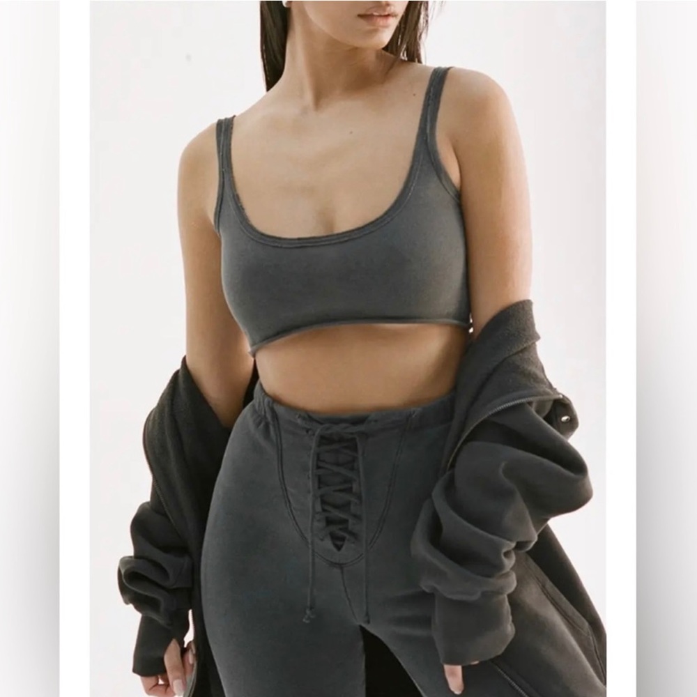 Cult status JOAH BROWN Lace Up Jogger in Washed Black
(Charcoal)